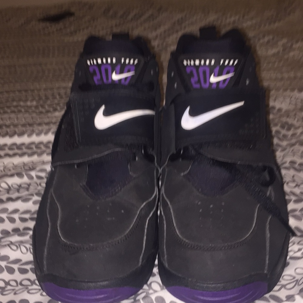 Nike Diamond Turfs